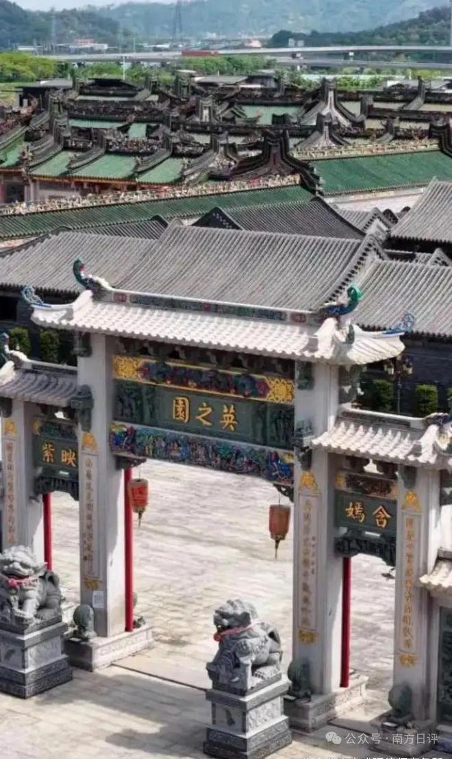 ELYSEA落户淮海中路汕头过亿违建豪宅被拆除ayx爱游戏app哈佛演讲女生引发争议K11(图9)